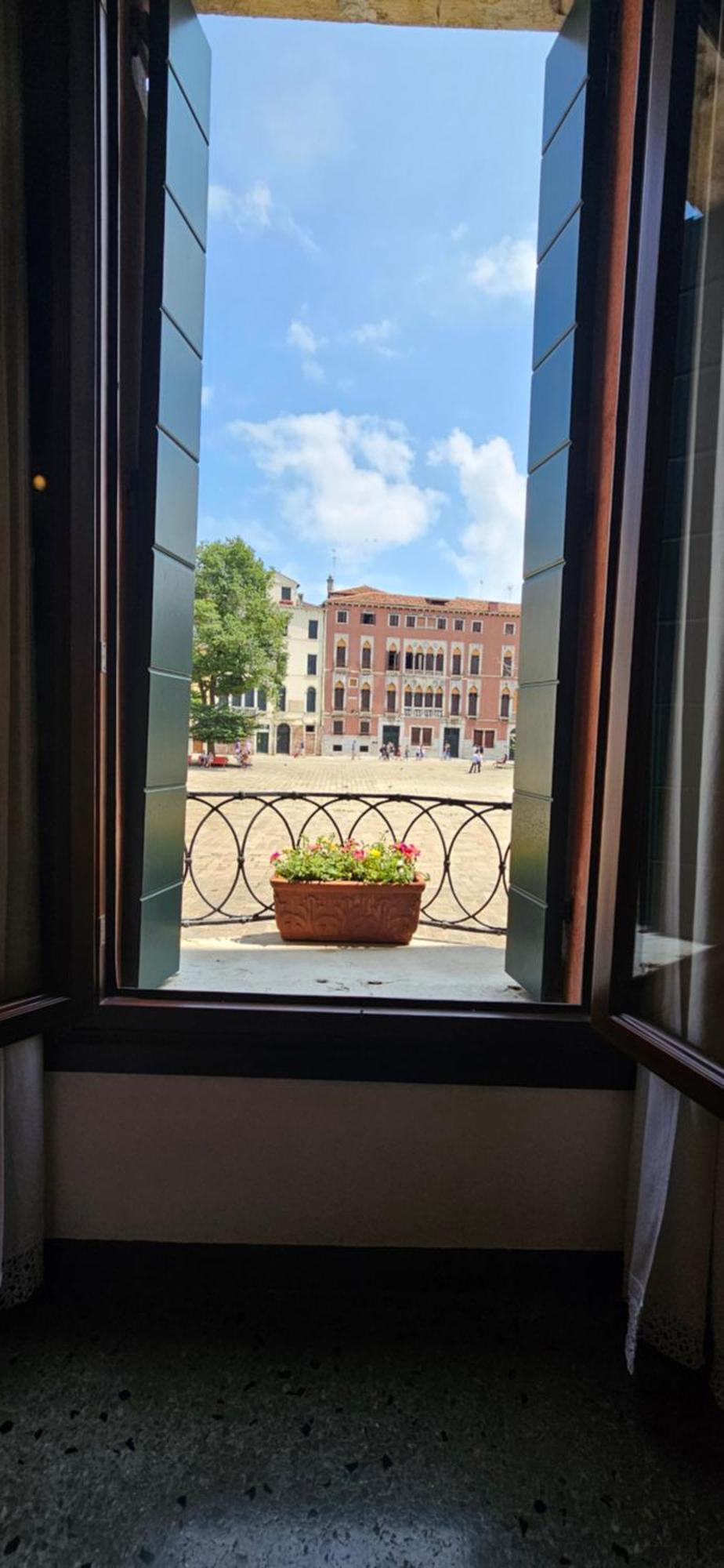 Casanova Apartment Venesia Bagian luar foto