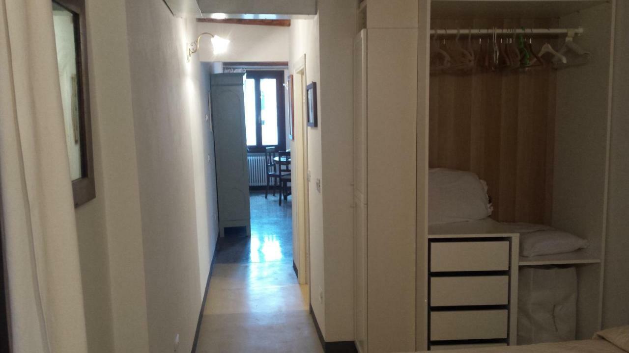 Casanova Apartment Venesia Bagian luar foto