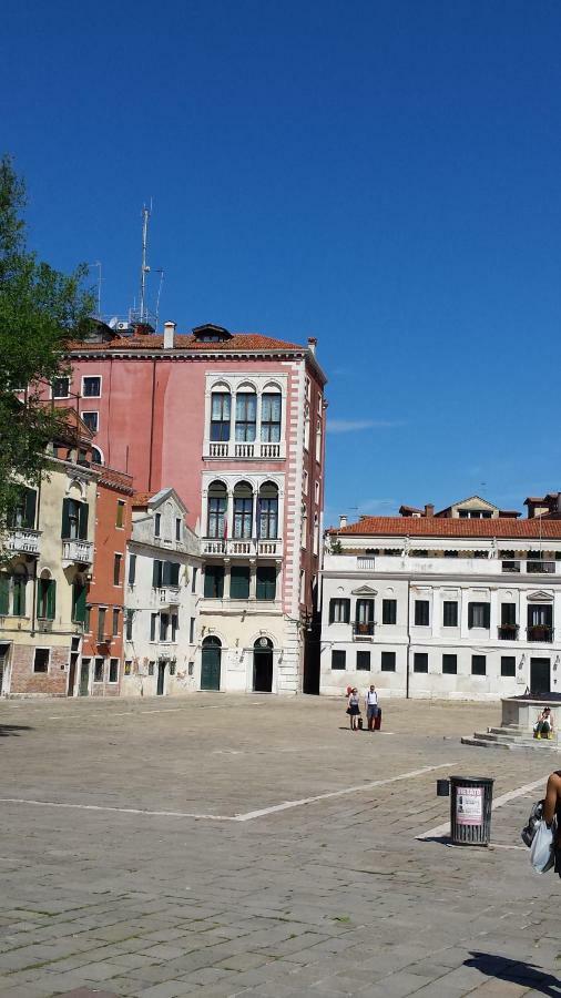 Casanova Apartment Venesia Bagian luar foto